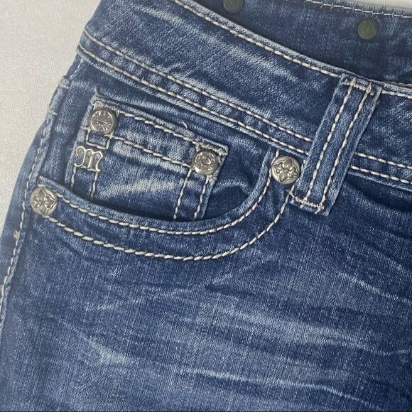 Miss Me | Cuffed Denim Capri’s - Picture 4 of 9